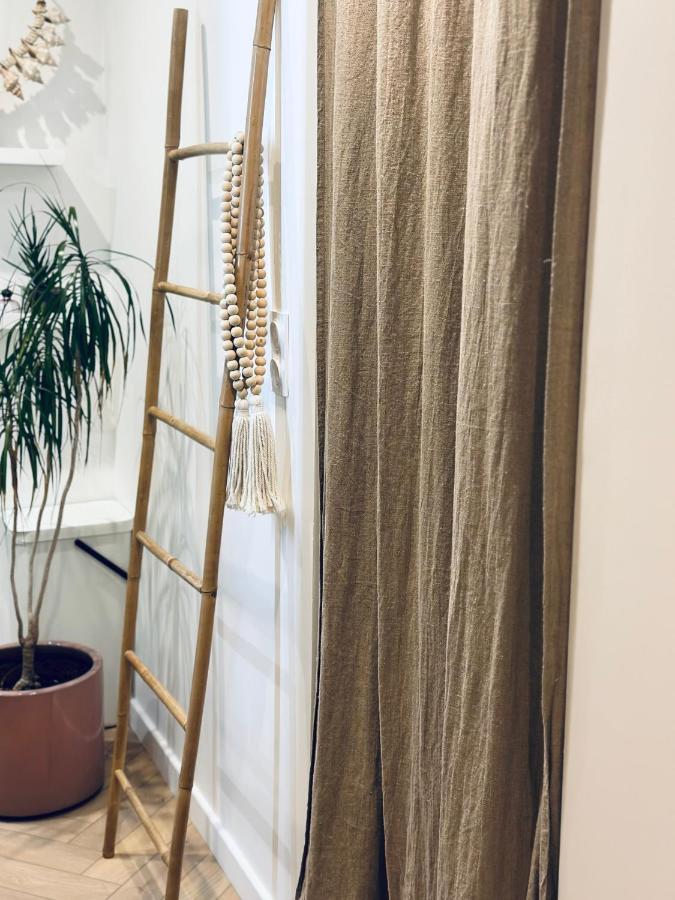 Privatunterkunft Independante Avec Sdb Et Toilettes Privees Dans Maison En Foret Proche Du Golf Et De La Entree Independante Avec Acces Prive